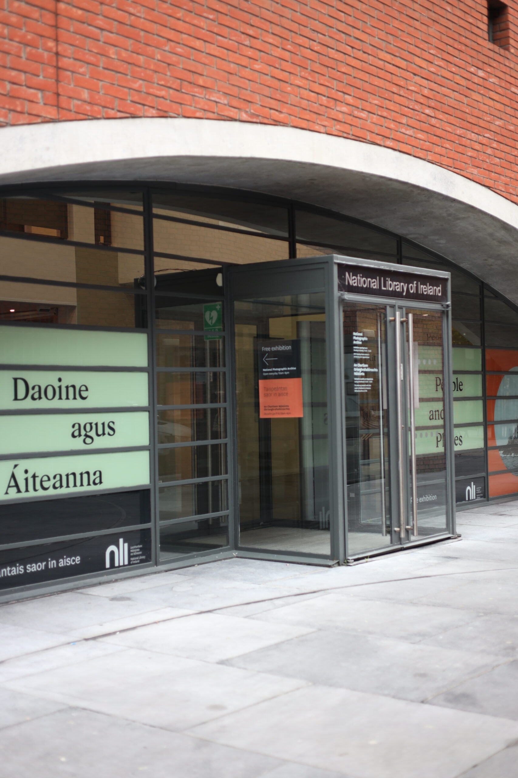 Entrance to National Library of Ireland, a free thing to do in Dublin