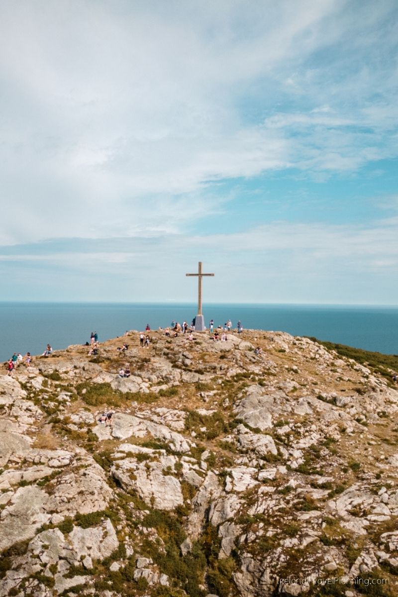 Cross on a hill overlooking the sea, a free Dublin viewpoint